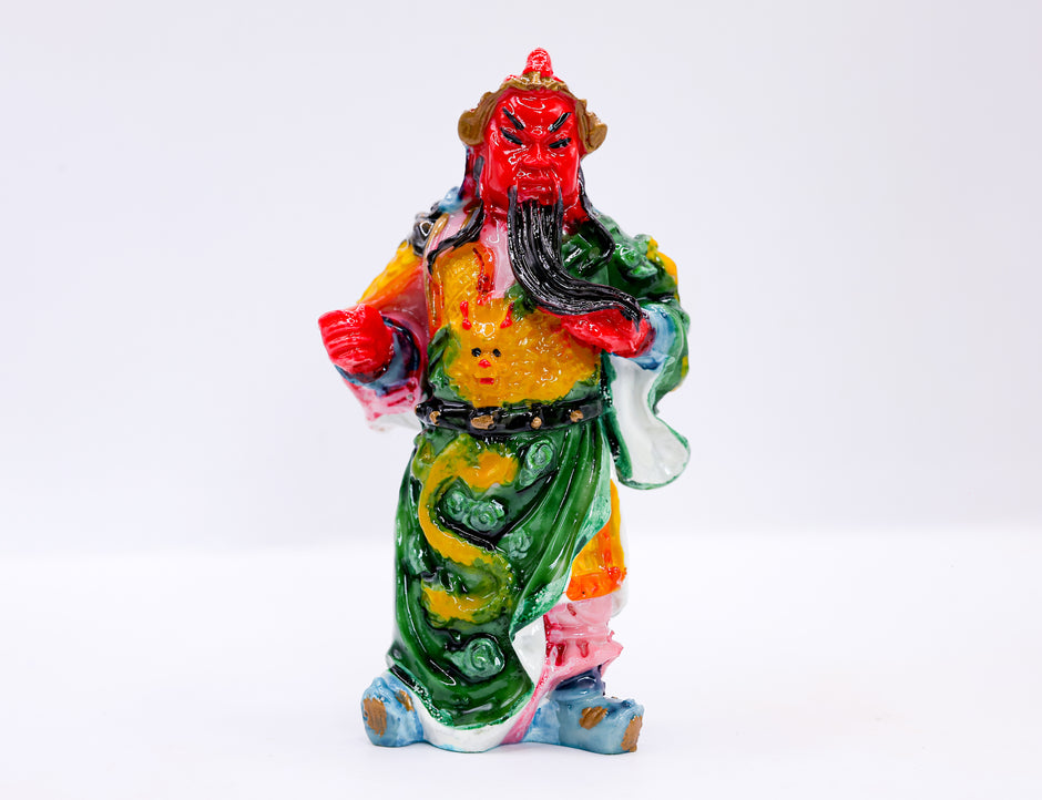 Chinese Warrior God Statue – Guan Yu Idol Resin Showpiece | Feng Shui Protection Decor & Gift Item