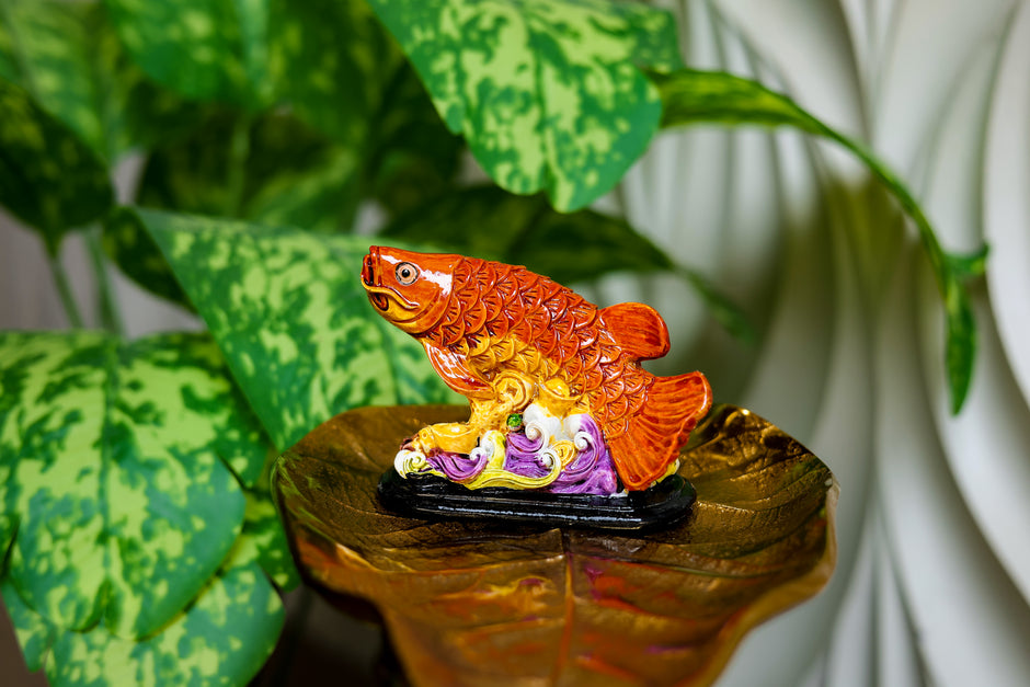 Lucky Feng Shui Golden Koi Fish Figurine – Wealth & Prosperity Decor for Home, Office Desk Ornament, Positive Energy Symbol